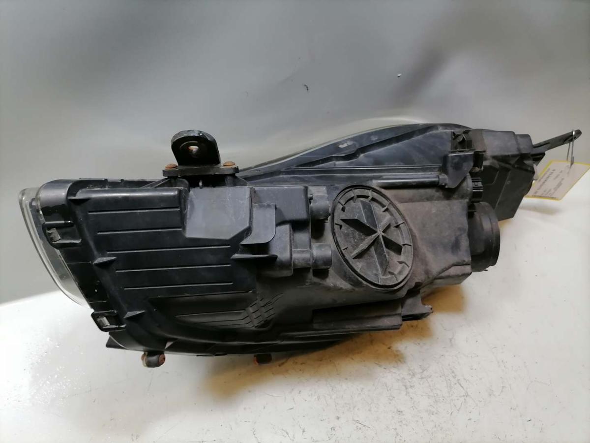 Hyundai IX20 original Scheinwerfer vorn rechts Halogen Bj.2011